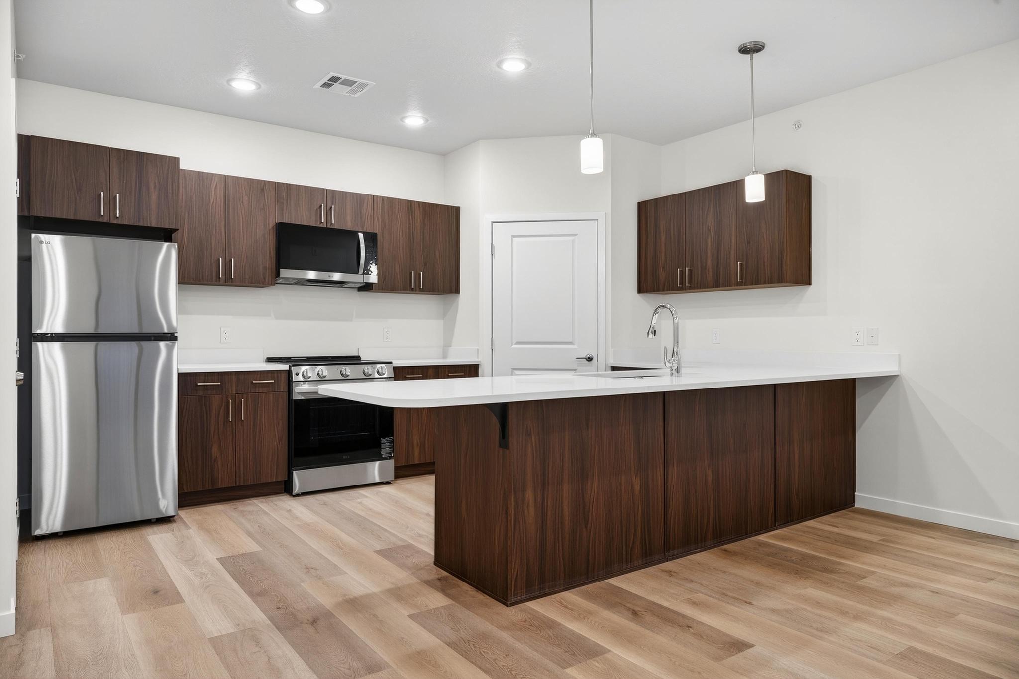 983 W State Street - B-303